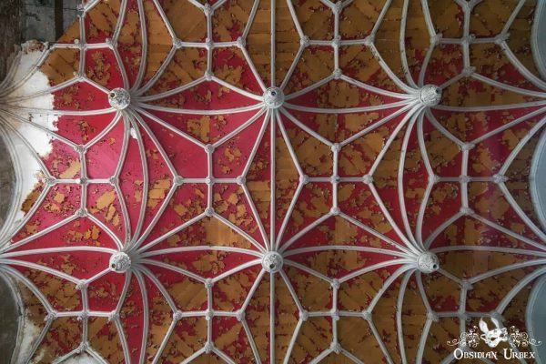 Chateau Miranda Red Ceiling