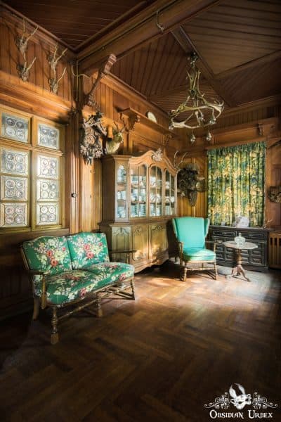 Hunters Hotel Germany Chair and Sofa
