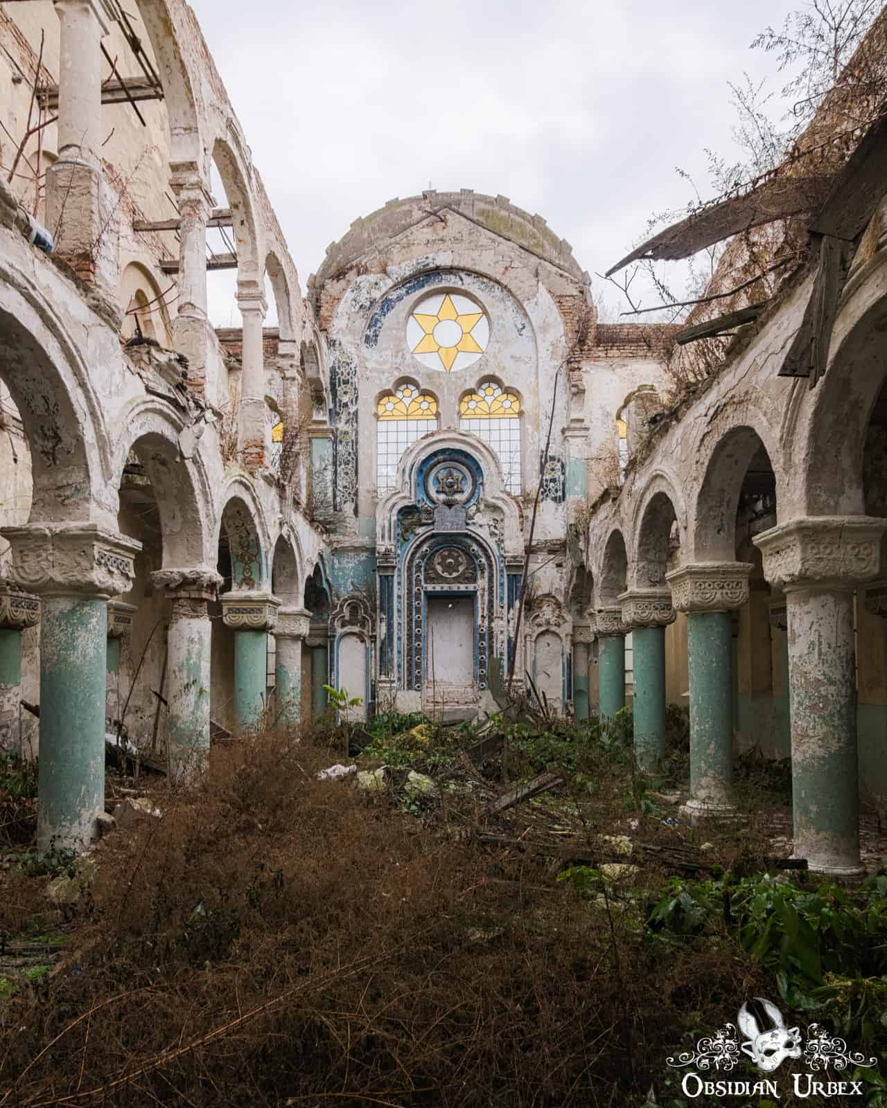 Urbex: Sinagoga din Cetate — Urbex: Darbians Photography