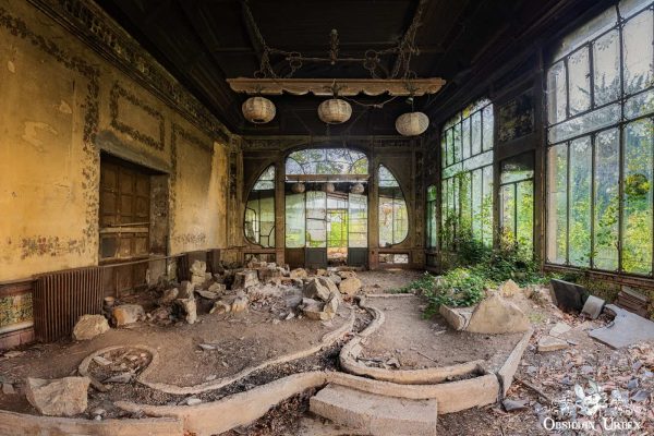 Villa Scorpio Italy Japanese Theme Indoor Garden Greenhouse