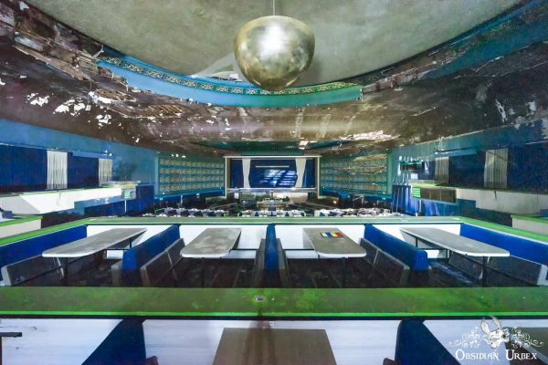 Blue Green Bingo Hall England Derelict Old Cinema