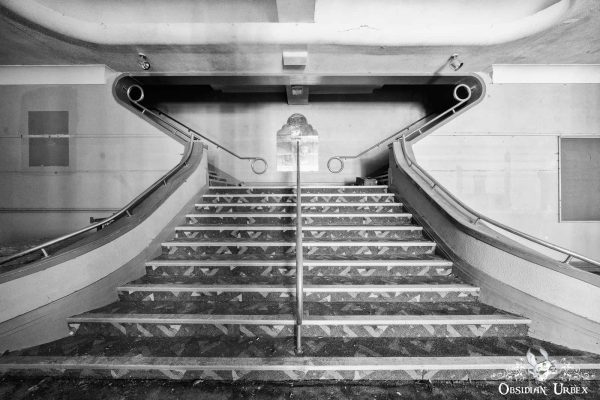 Blue Green Bingo Hall England Moderne Style Stairs