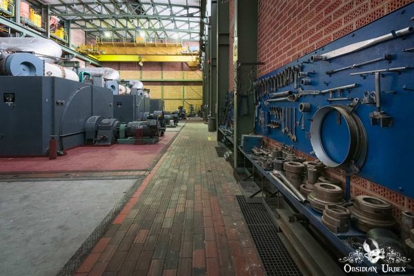 Diesel Farm Power Plant Belgium Turbine Hall with Tools and Equipment