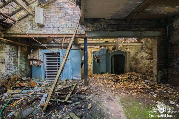 Falcon Works Pottery England Modern Drying Ovens And Racks