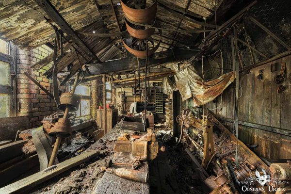 Victorian London Movie Set Old Machines In Mill Workshop