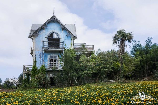 Casa Azul Chalet Do Conde Portugal Abandoned And Overgrown House