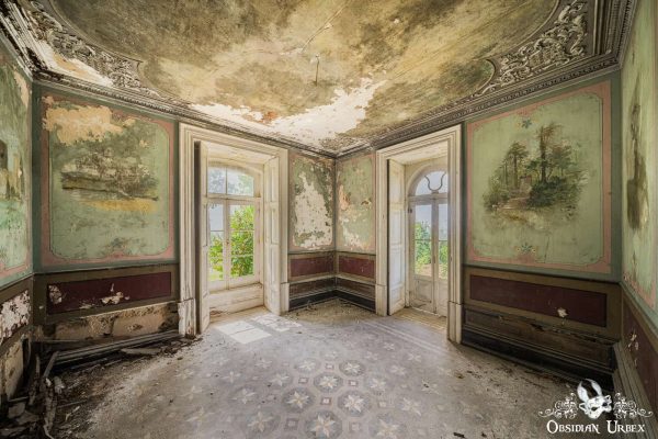 Casa Azul Chalet Do Conde Portugal Ground Floor Room With Fresco Walls