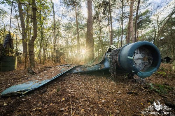 The Scare Woods England Sunset Star Burst Behind Prop Plane