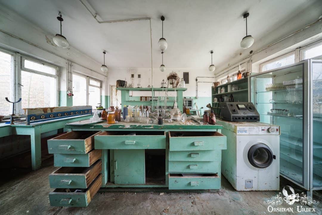 Opuszczone Laboratorium Abandoned Laboratory Poland Lab Benches Glassware And Washing Machine